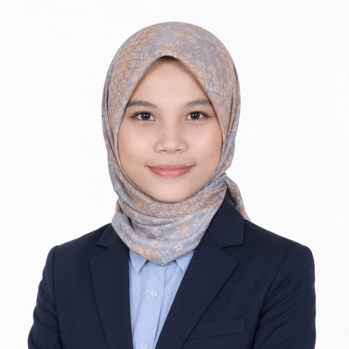Regita Cahyaning Yutisari S.Kom, Gr